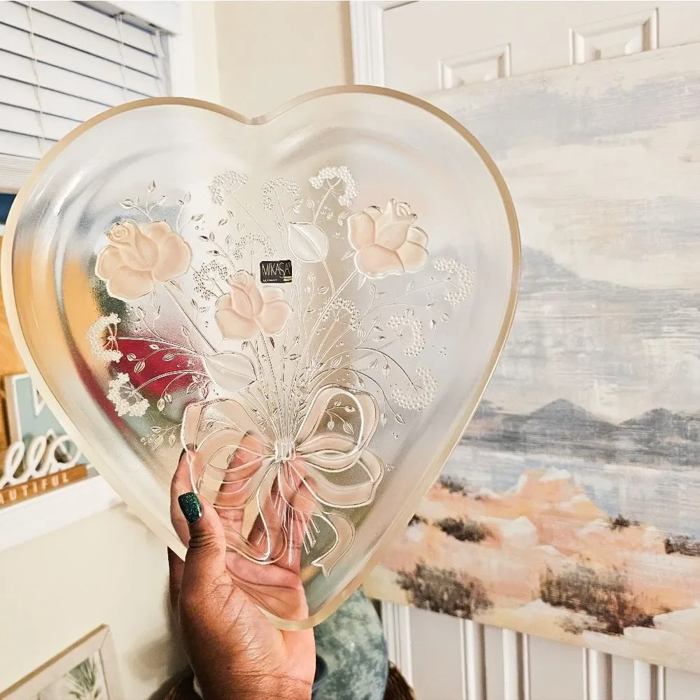 Mikasa Heart-Shaped Frosted Glass Serving Platter in Clear and Cream